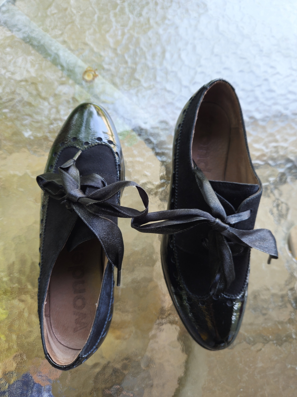 Women's Black Leather Wedge Patent & Suede Ribbon Lace Oxford Heels Size 8.5